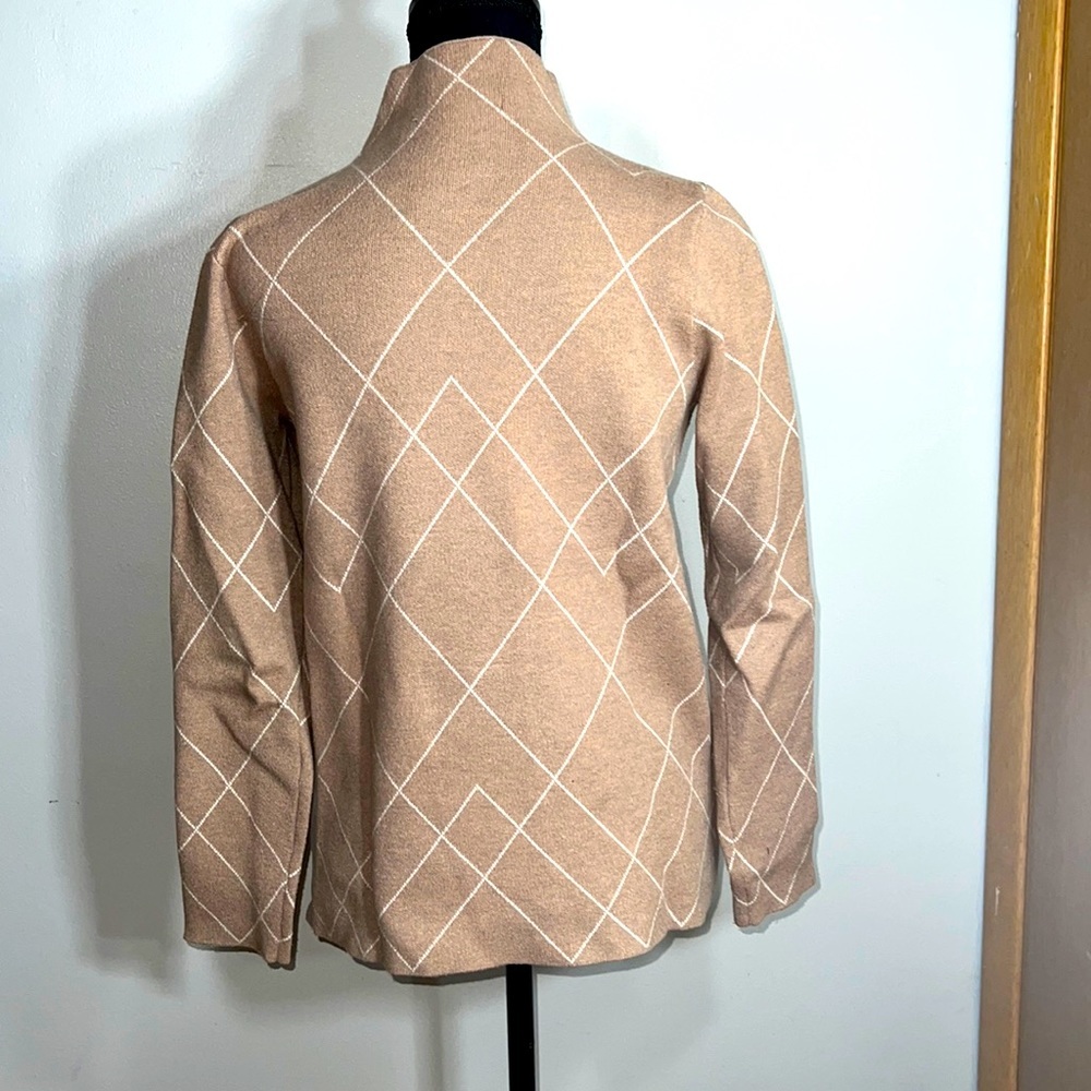 TAHARI Tan Mock neck sweater - Picture 2 of 3
